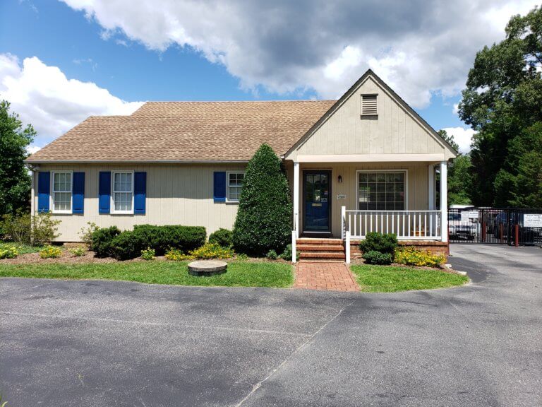 Storage Units in North Chesterfield | Blue & Gray Self-Storage