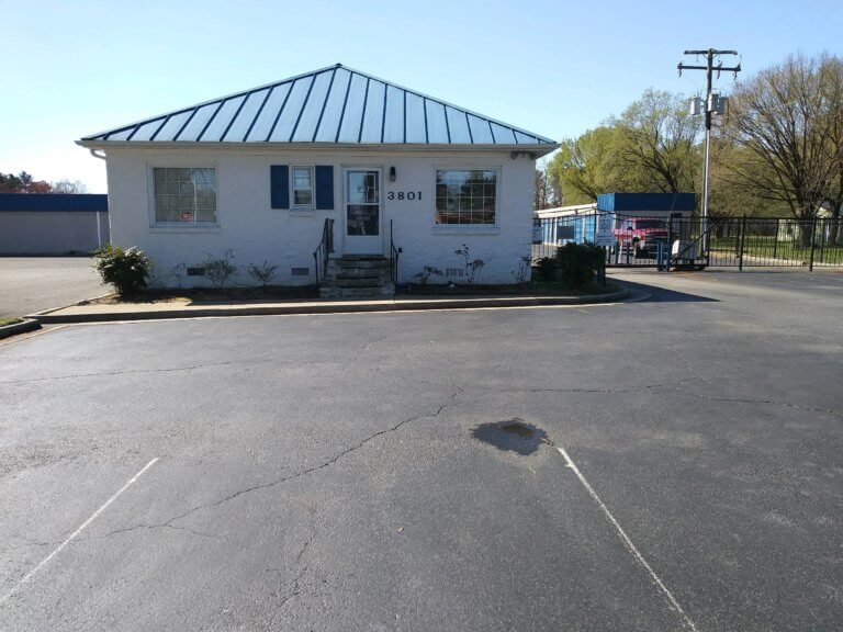 Williamsburg Road » Blue and Gray SelfStorage