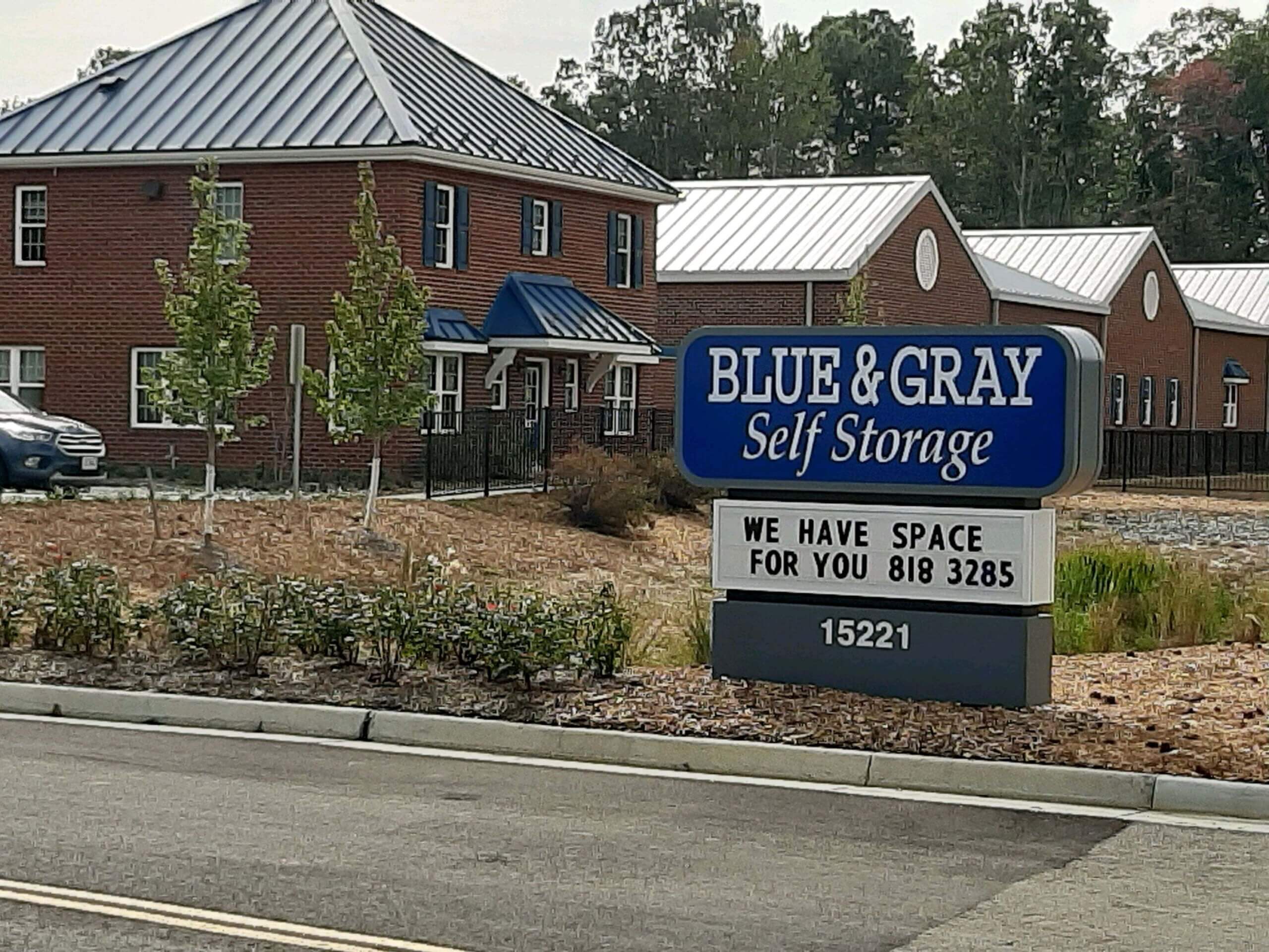 Storage Units in Richmond Blue & Gray SelfStorage